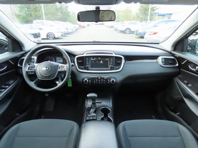Thumbnail: 2019 Kia Sorento - 19