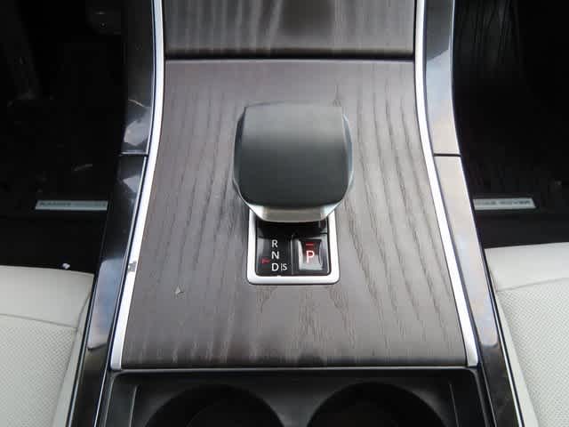 Thumbnail: 2024 Land Rover Range Rover Evoque - 25