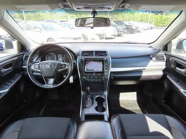 Thumbnail: 2017 Toyota Camry - 17