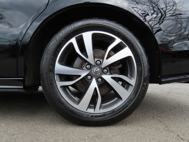 Thumbnail: 2023 Honda Odyssey - 9