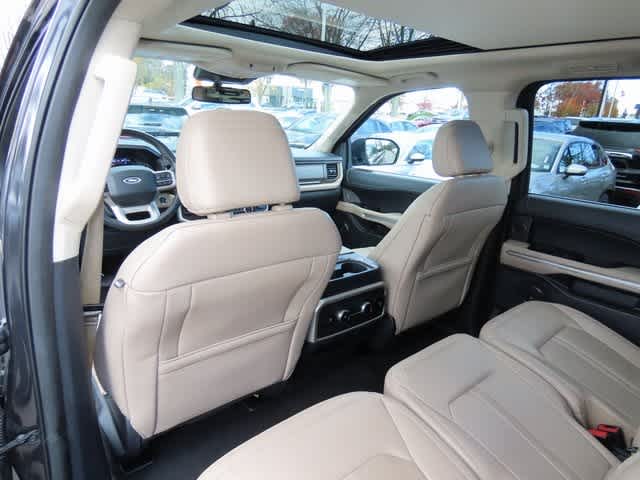 Thumbnail: 2023 Ford Expedition MAX - 17