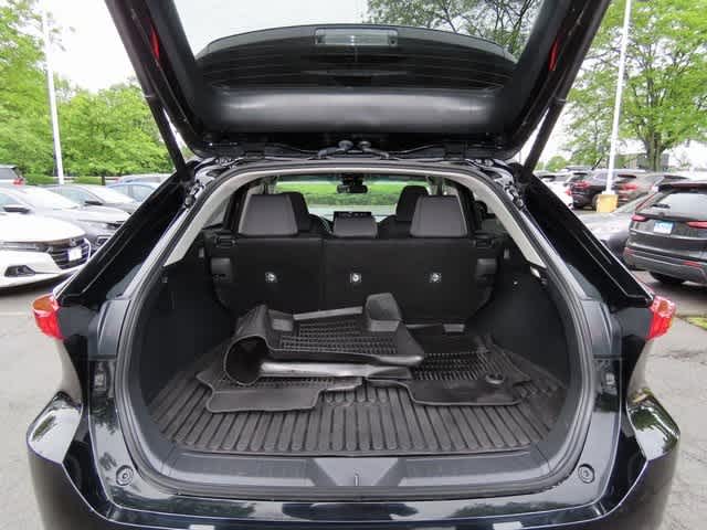 2022 Toyota Venza LE 11