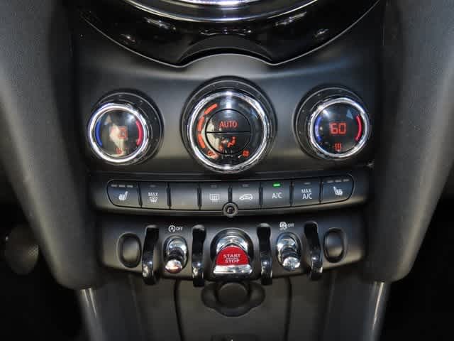 Thumbnail: 2019 MINI Cooper Hardtop - 21