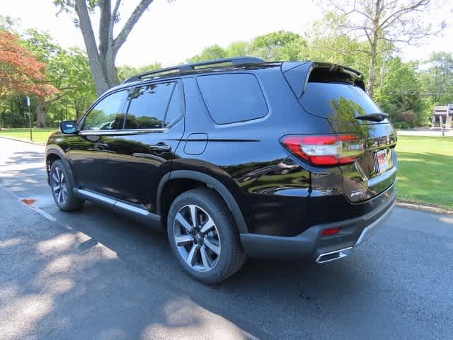 2025 Honda Pilot Touring 4