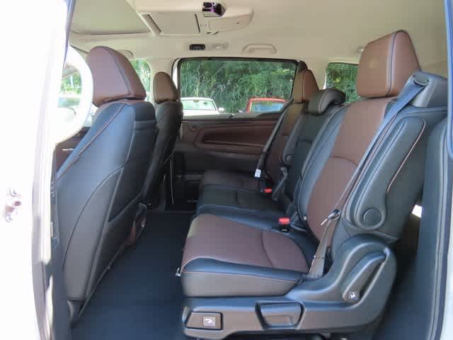 Thumbnail: 2026 Honda Odyssey - 14