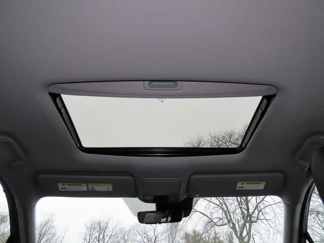 Thumbnail: 2022 Honda Pilot - 24