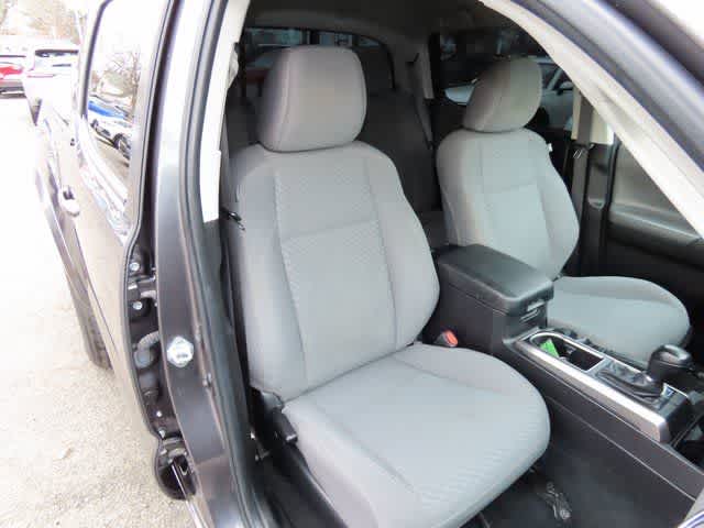 Thumbnail: 2023 Toyota Tacoma - 19