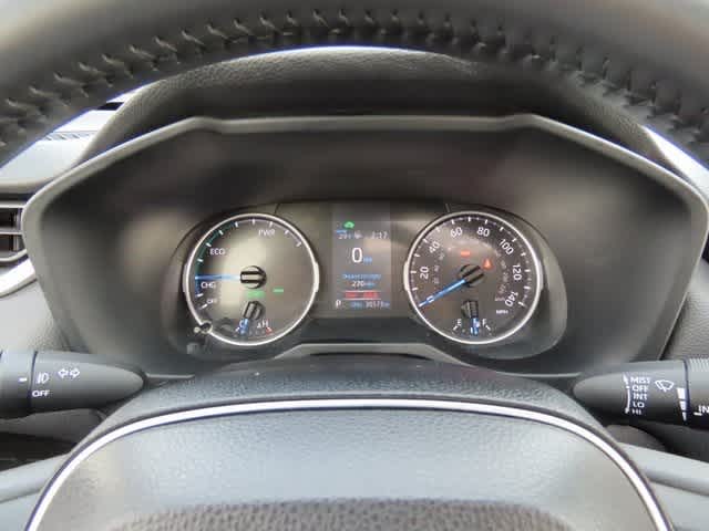 Thumbnail: 2021 Toyota RAV4 - 24