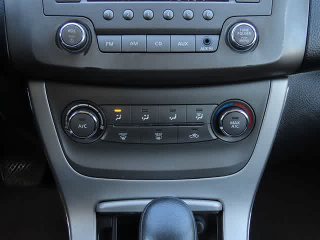 Thumbnail: 2013 Nissan Sentra - 19