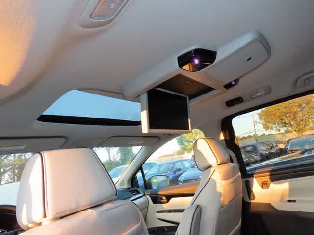 2025 Honda Odyssey Touring 19