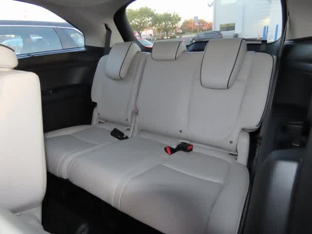 2025 Honda Odyssey Touring 17