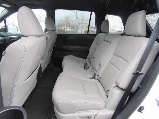 Thumbnail: 2023 Honda Passport - 13