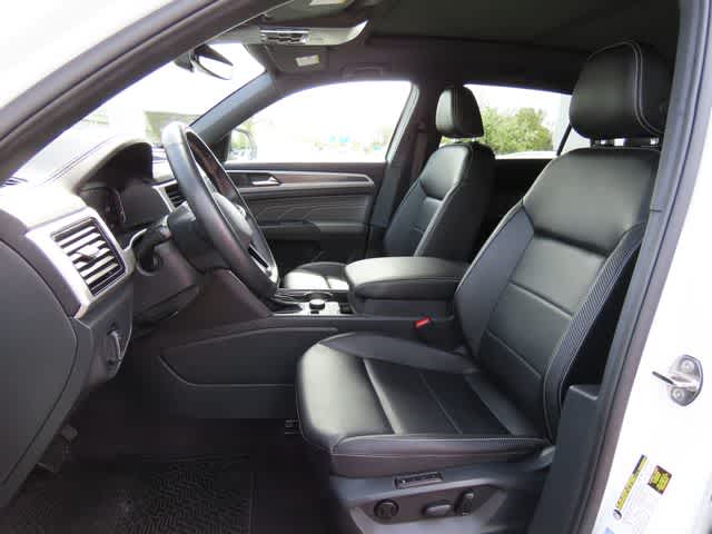 Thumbnail: 2021 Volkswagen Atlas - 14