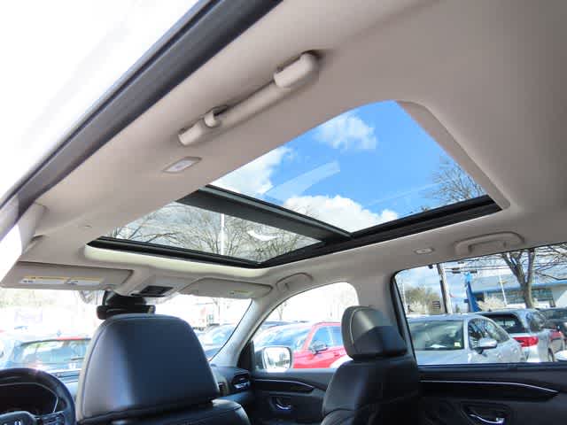 Thumbnail: 2023 Honda Pilot - 18