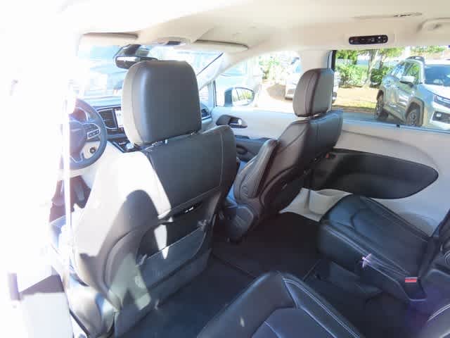Thumbnail: 2024 Chrysler Pacifica - 15