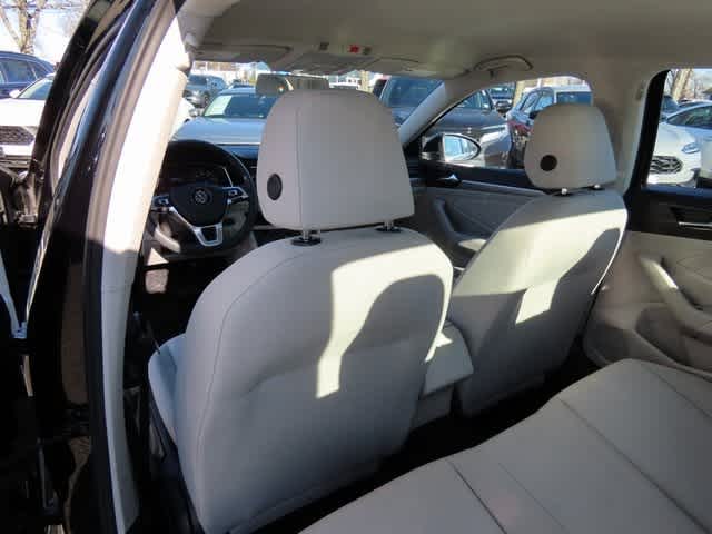 Thumbnail: 2021 Volkswagen Jetta - 13