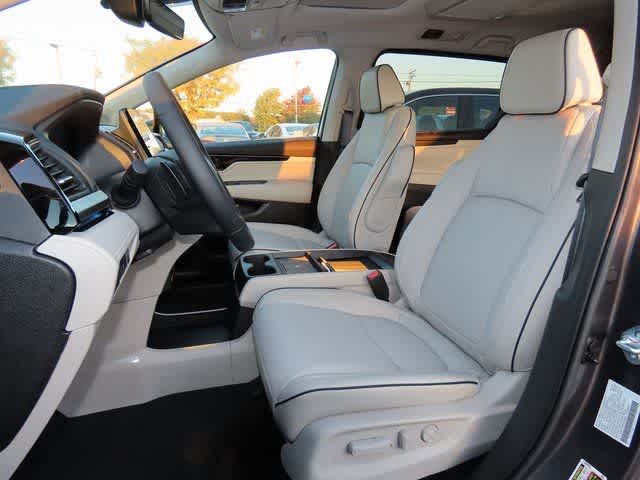 Thumbnail: 2026 Honda Odyssey - 15