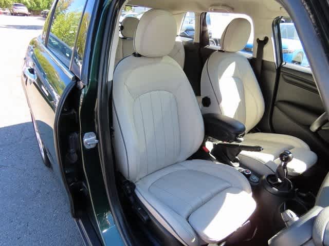 Thumbnail: 2019 MINI Cooper Hardtop - 17