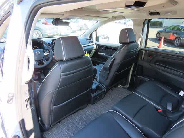 Thumbnail: 2026 Honda Odyssey - 16