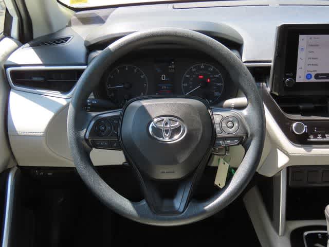 Thumbnail: 2023 Toyota Corolla Cross - 18