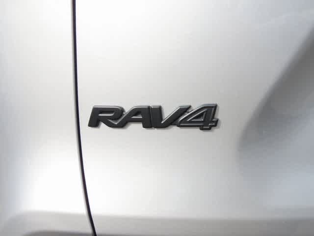 Thumbnail: 2023 Toyota RAV4 - 7