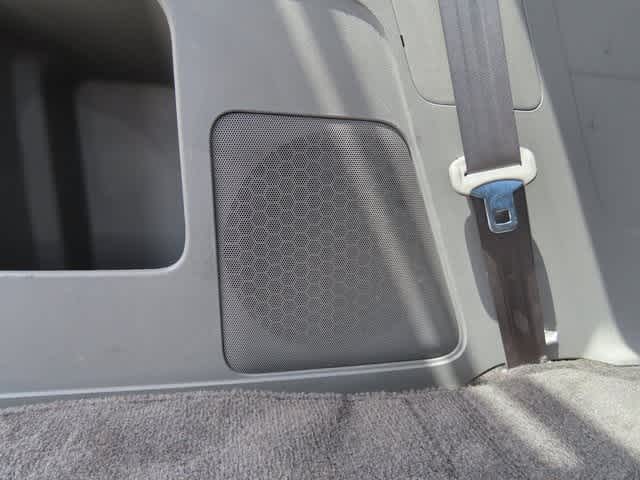 Thumbnail: 2012 Honda Odyssey - 11