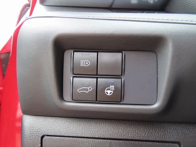 Thumbnail: 2021 Toyota Highlander - 27