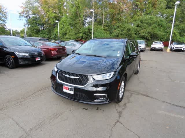 Thumbnail: 2024 Chrysler Pacifica - 1