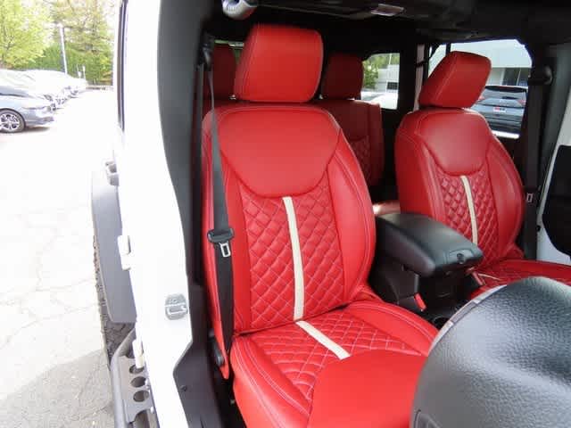 Thumbnail: 2014 Jeep Wrangler - 18