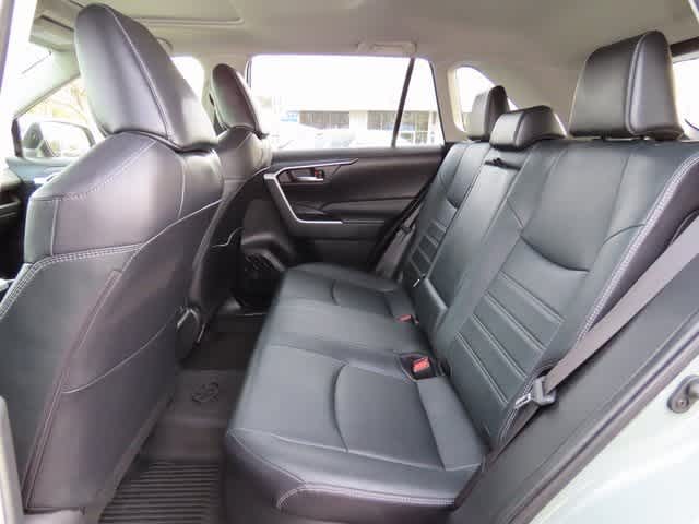 Thumbnail: 2021 Toyota RAV4 - 13