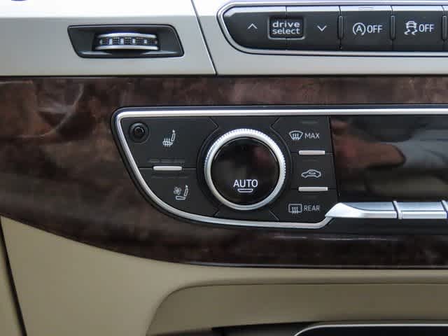 Thumbnail: 2019 Audi Q7 - 25