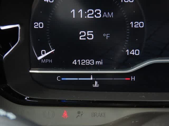 Thumbnail: 2023 GMC Yukon XL - 25