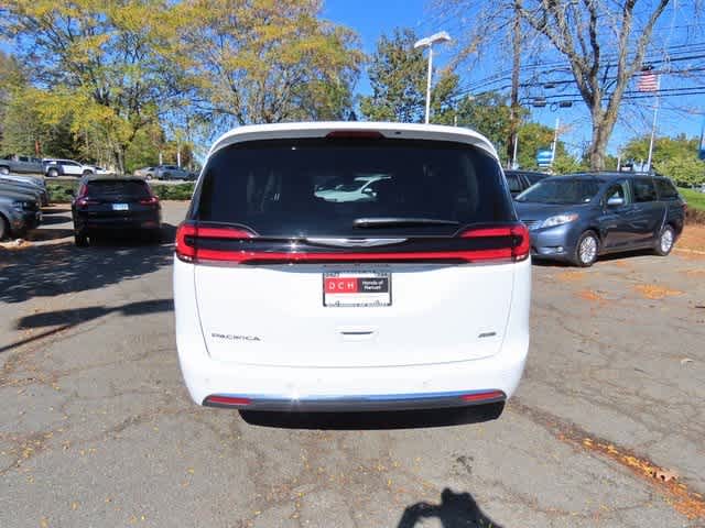 Thumbnail: 2024 Chrysler Pacifica - 5