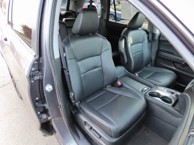 Thumbnail: 2022 Honda Pilot - 18