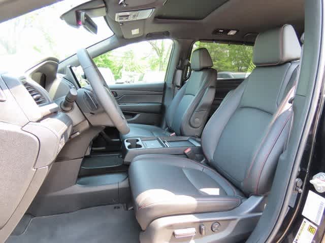 2025 Honda Odyssey Sport 13
