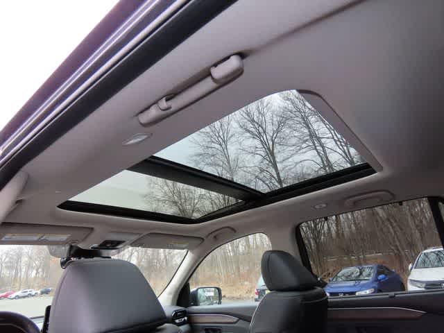 Thumbnail: 2026 Honda Pilot - 18