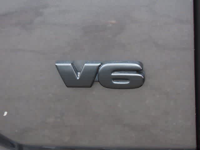 Thumbnail: 2023 Toyota Tacoma - 10