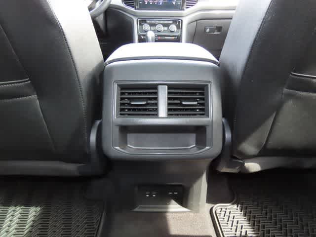 Thumbnail: 2021 Volkswagen Atlas - 26