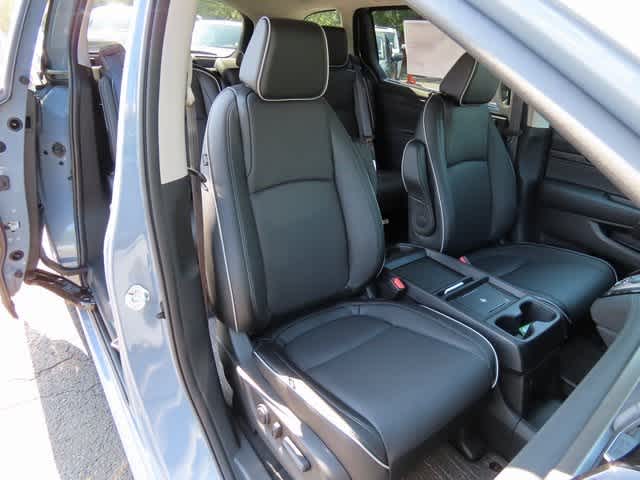 Thumbnail: 2026 Honda Odyssey - 19