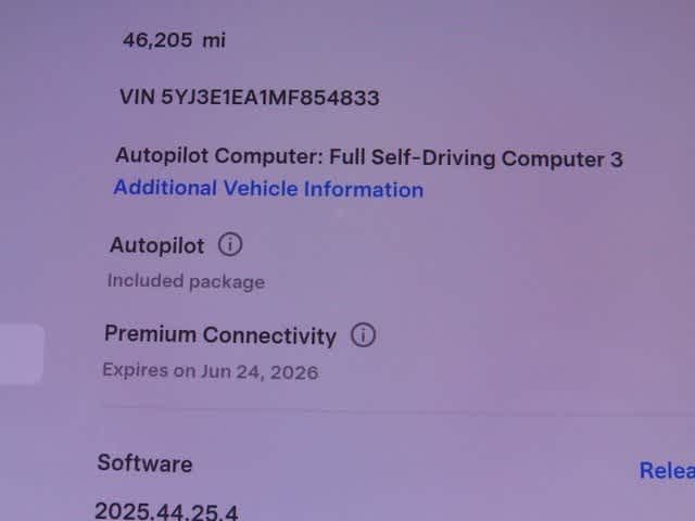 Thumbnail: 2021 Tesla Model 3 - 24