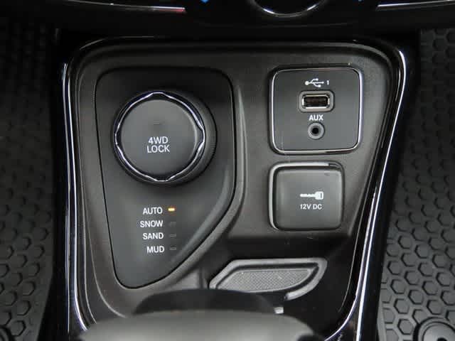 Thumbnail: 2019 Jeep Compass - 22