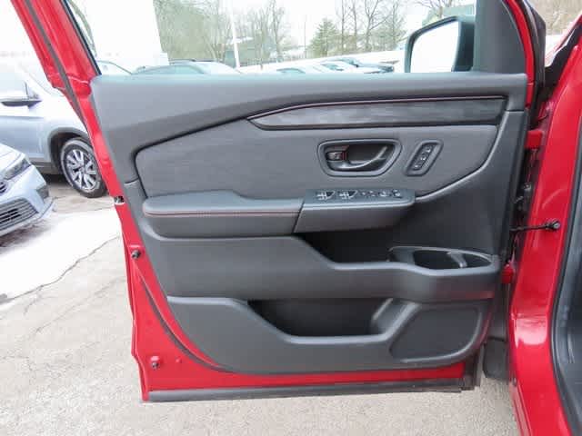 Thumbnail: 2026 Honda Passport - 15