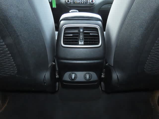 Thumbnail: 2019 Kia Sorento - 24