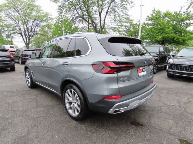 Thumbnail: 2024 BMW X5 - 4