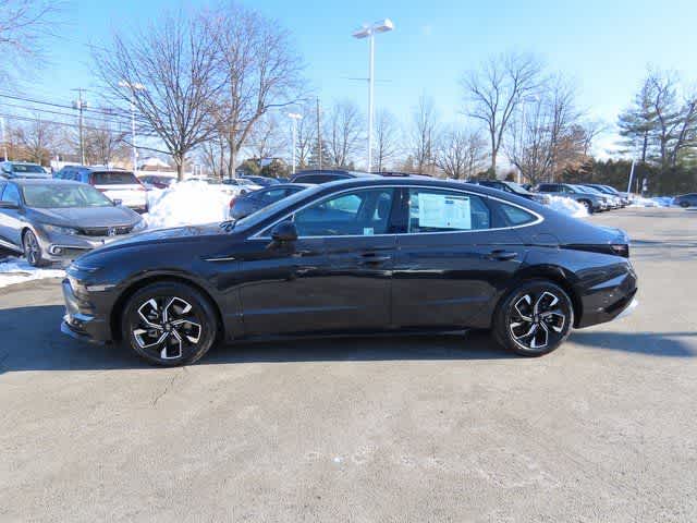 Thumbnail: 2024 Hyundai Sonata - 3