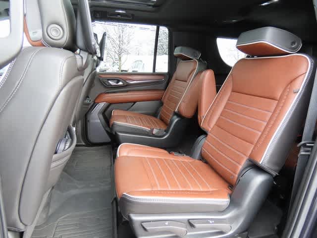 Thumbnail: 2023 GMC Yukon XL - 13