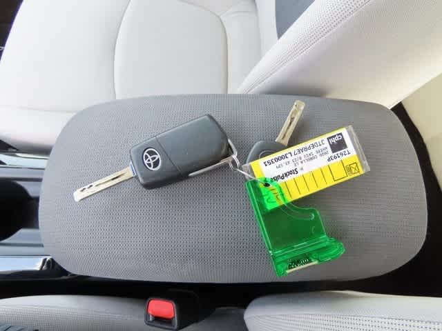 Thumbnail: 2020 Toyota Corolla - 24