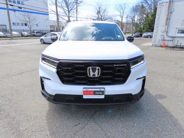 2025 Honda Pilot Black Edition 6