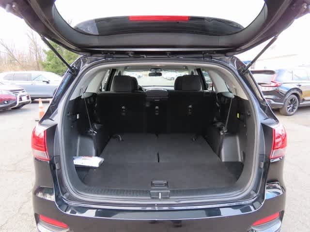 Thumbnail: 2019 Kia Sorento - 12