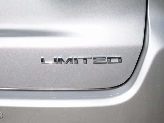 Thumbnail: 2024 Jeep Compass - 8